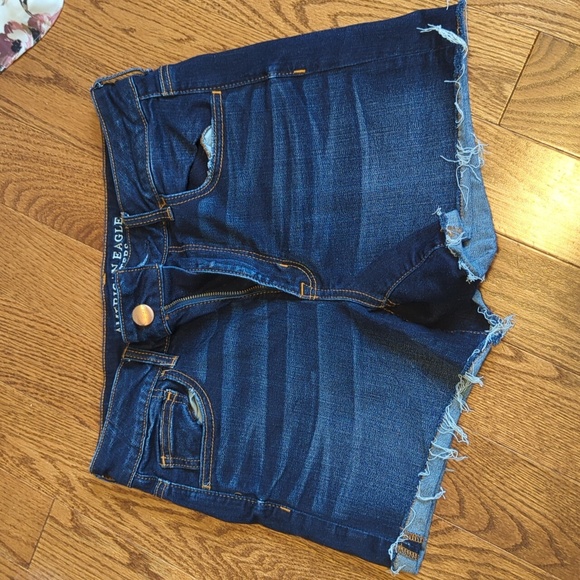 American Eagle Hi-Rise Shortie - Picture 1 of 3